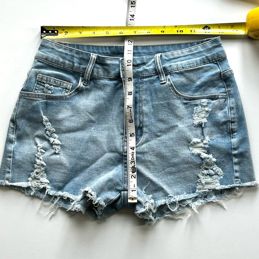 🌸NEW IN BAG SHEIN Jean Shorts. Size: 6 (Medium) - Picture 7 of 9
